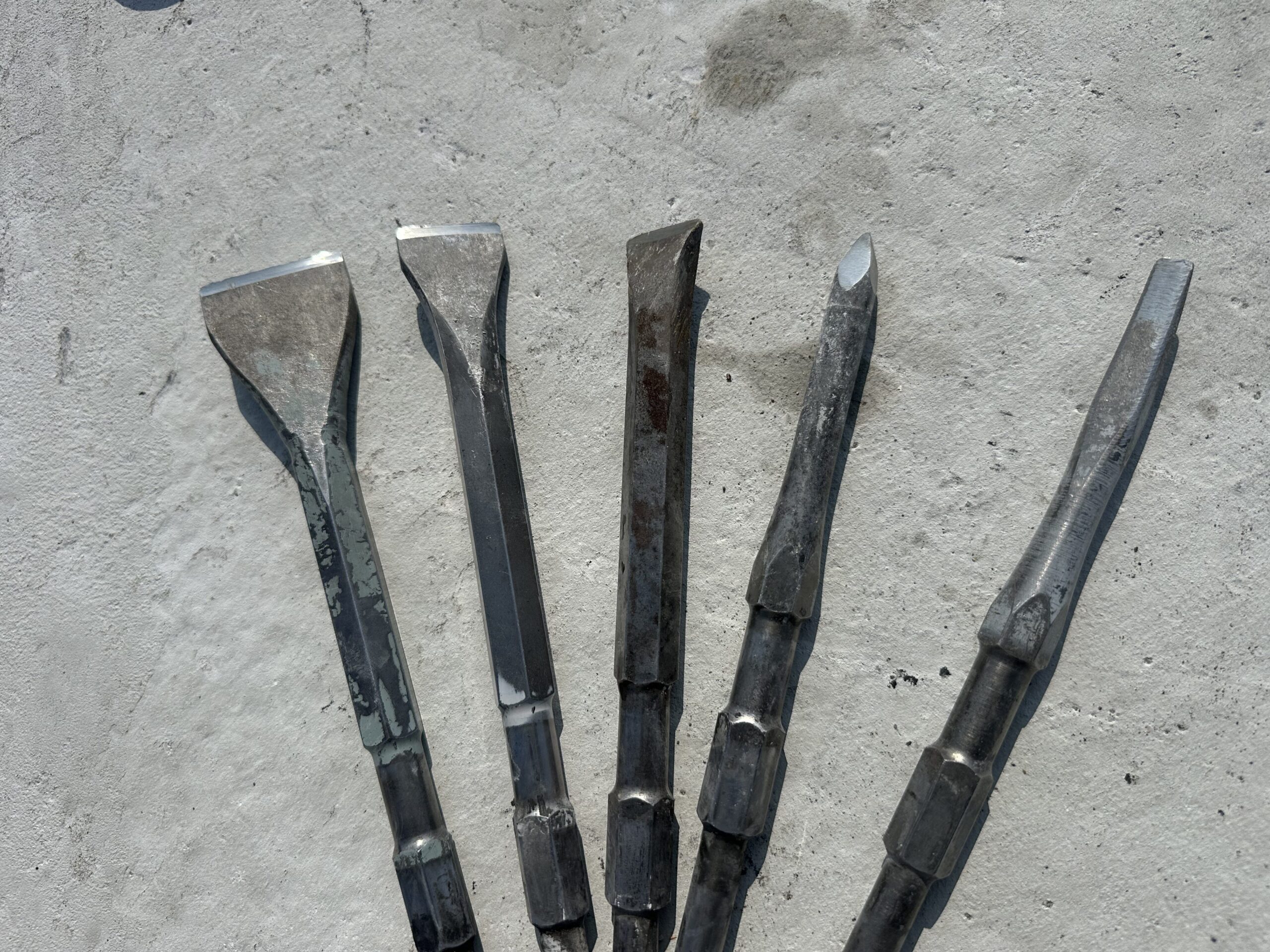 各種 平ノミやピックのセット